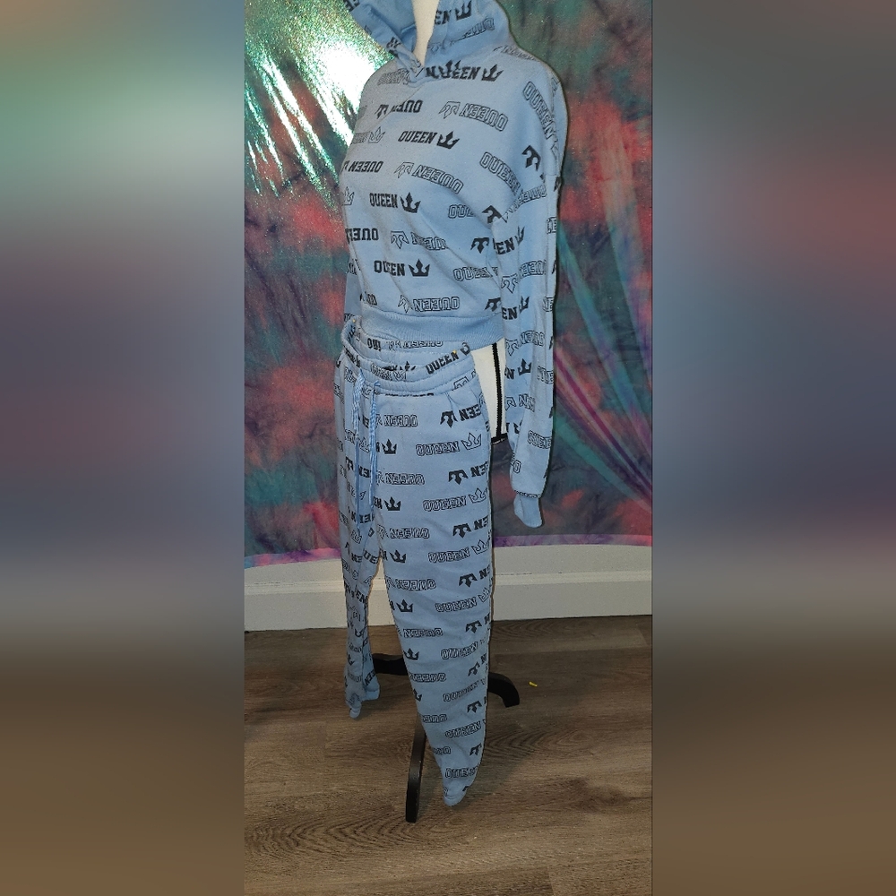 Queen sweat suit  baby blue  color size small